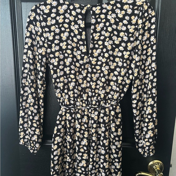 American Eagle Outfitters Black and White Wrap Sundress with Bishop Sleeves - Picture 6 of 6